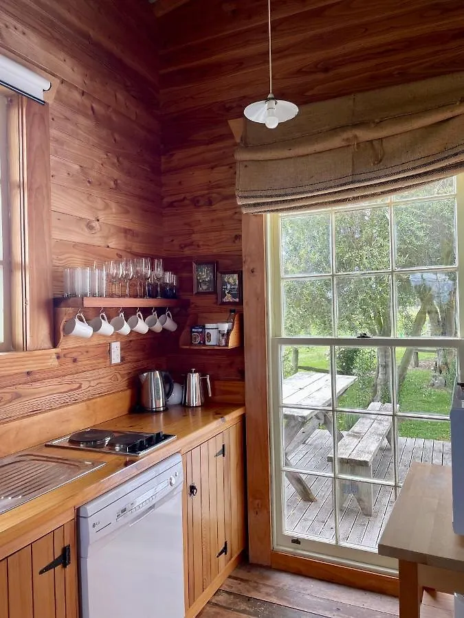 St Leonards Vineyard Cottages Blenheim Bed & Breakfast