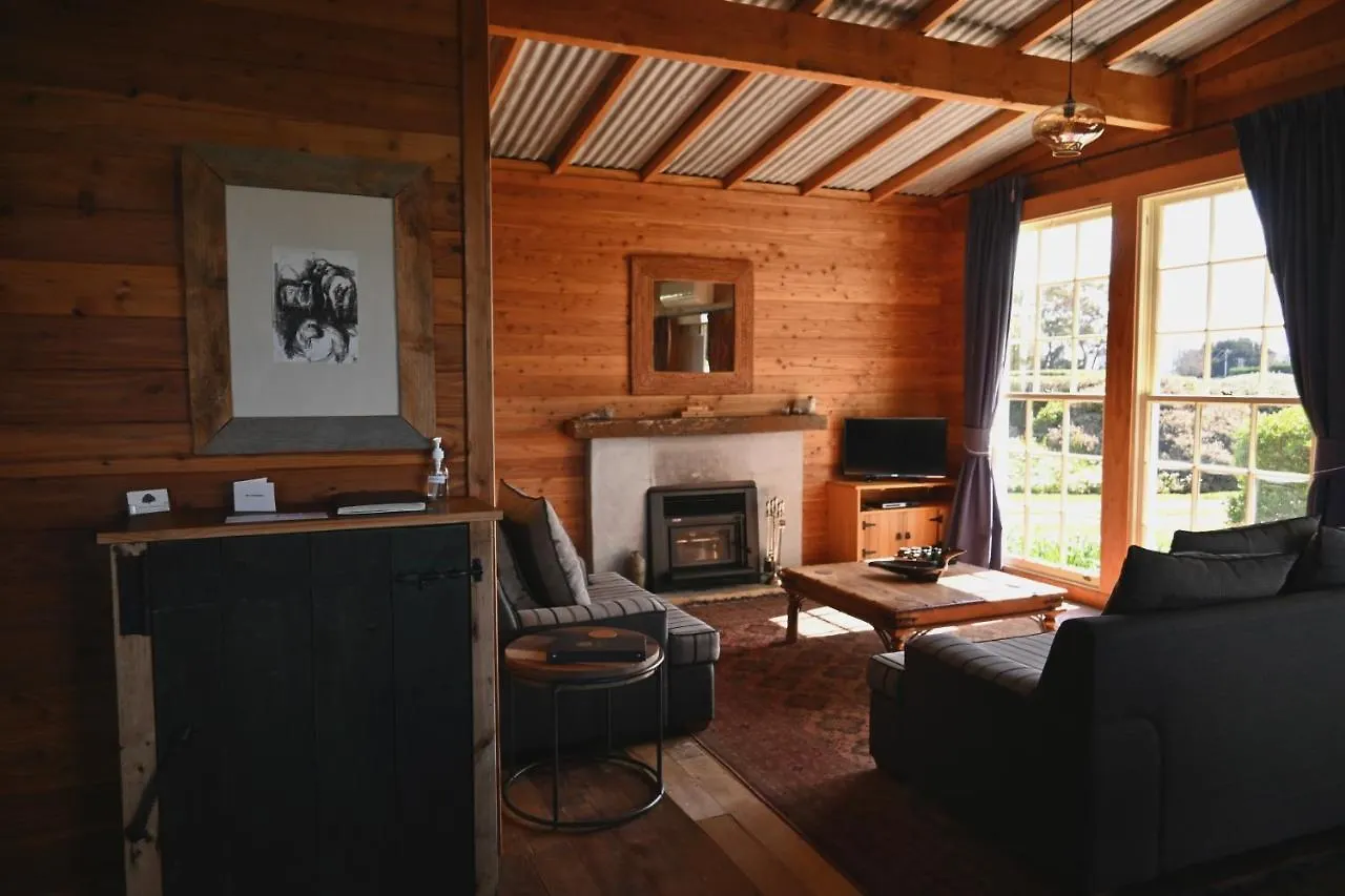 St Leonards Vineyard Cottages Blenheim